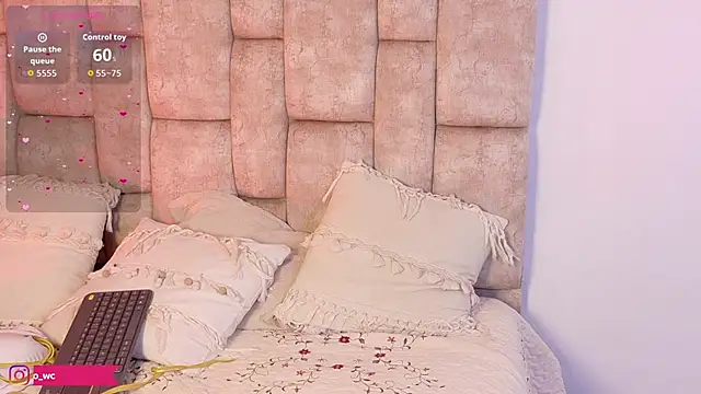 LunaOcampo_'s cam snapshot