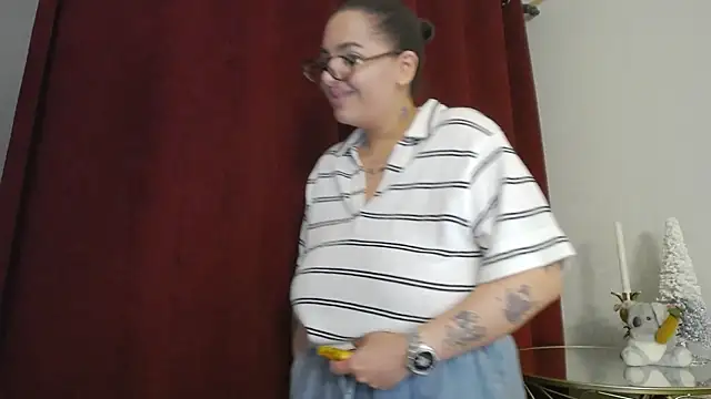 BustyAllyy's cam snapshot