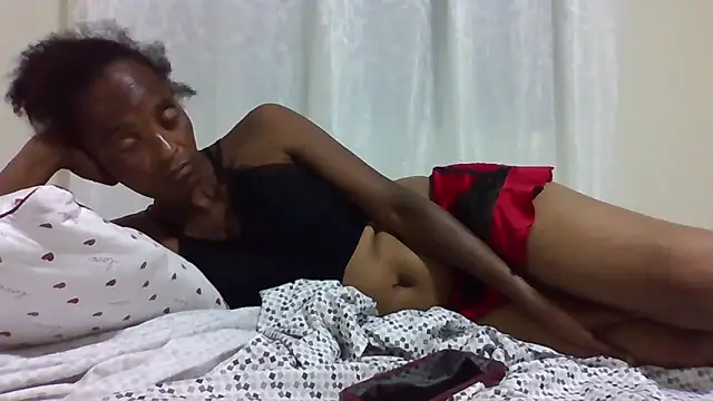 sweets_80's cam snapshot