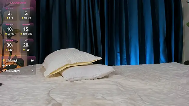 JulianaPons's cam snapshot