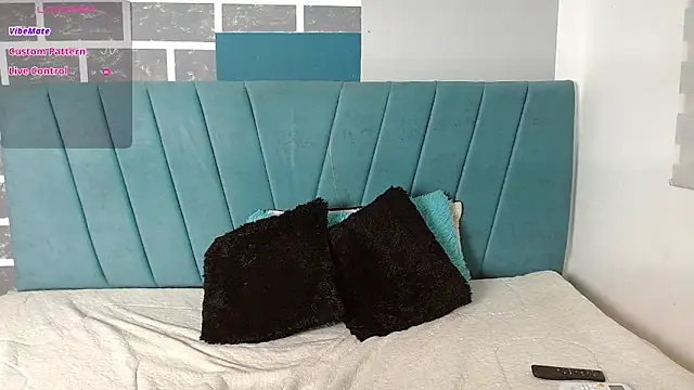 Chloe_Brown3's cam snapshot