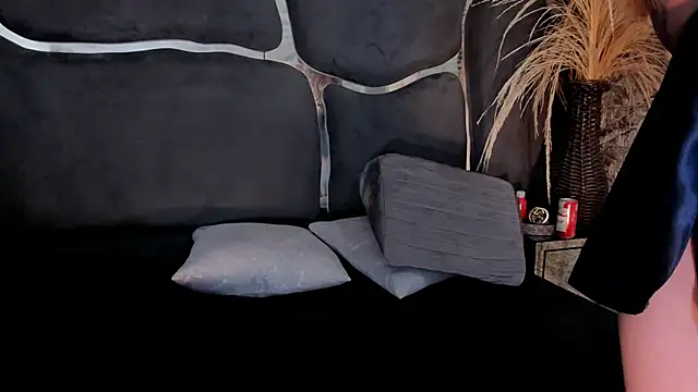 DuoAndLovee's cam snapshot