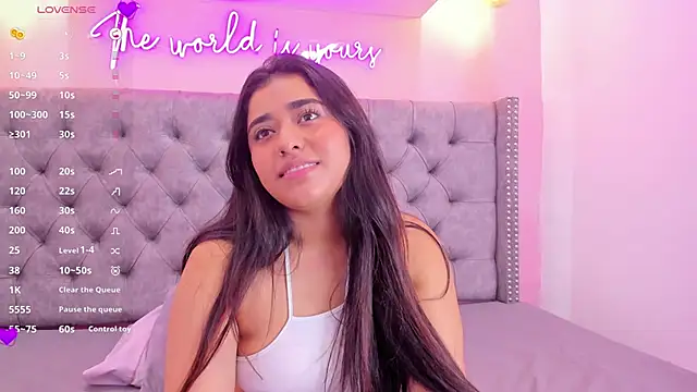 Sophiia_77's cam snapshot