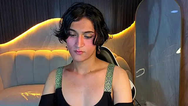 zoe_tp's cam snapshot