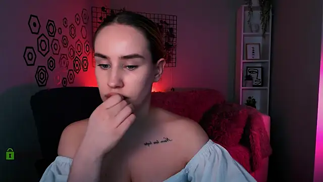 playful_sophie live sex cam