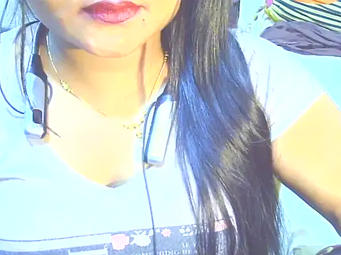 Nusrat_Faria07's cam snapshot