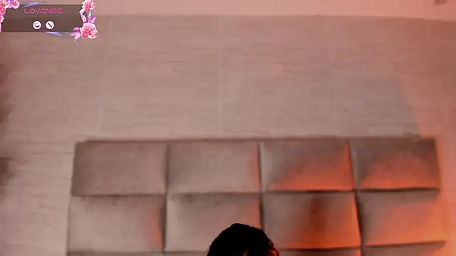 lea_walkerr's cam snapshot