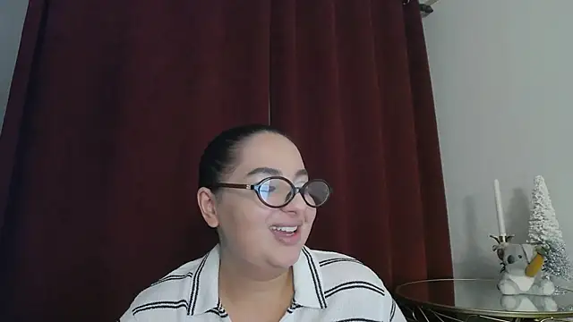 BustyAllyy's cam snapshot