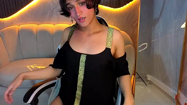 zoe_tp's cam snapshot