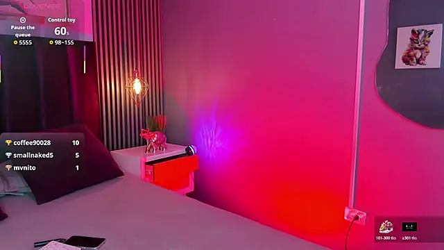 emily_roberts1's cam snapshot