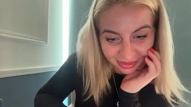 Miravynn's cam snapshot