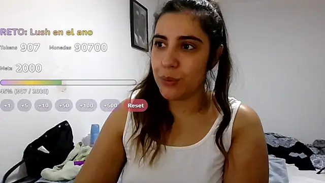 Ursumi1's cam snapshot