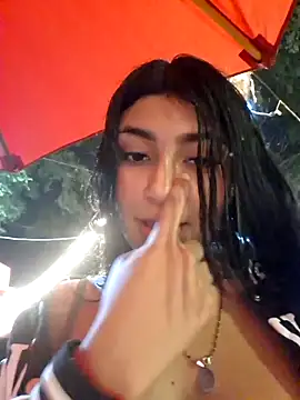 Sweed-virgin-pussy live sex cam