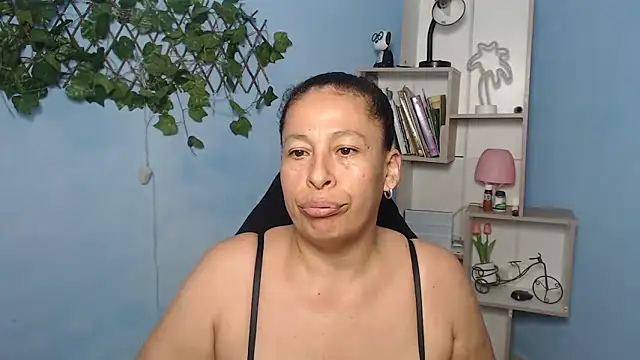 mature_martina's cam snapshot