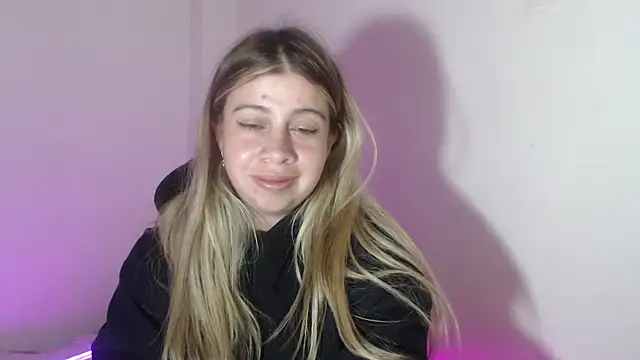 SweetSofty's cam snapshot