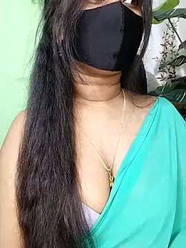 Idhika-Paul's cam snapshot