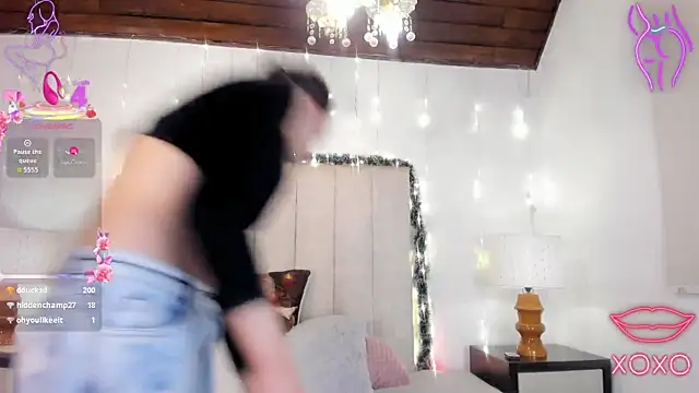 Celestee_rosee's cam snapshot