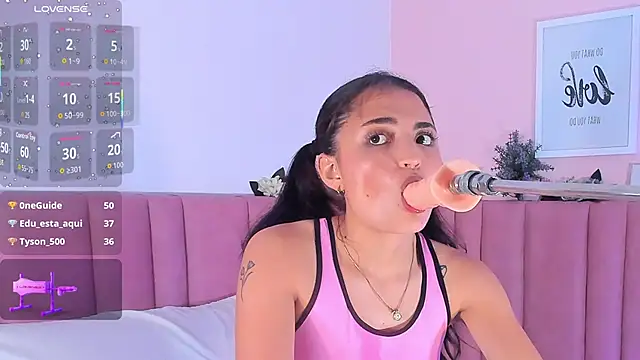 little_candygirl36_'s cam snapshot