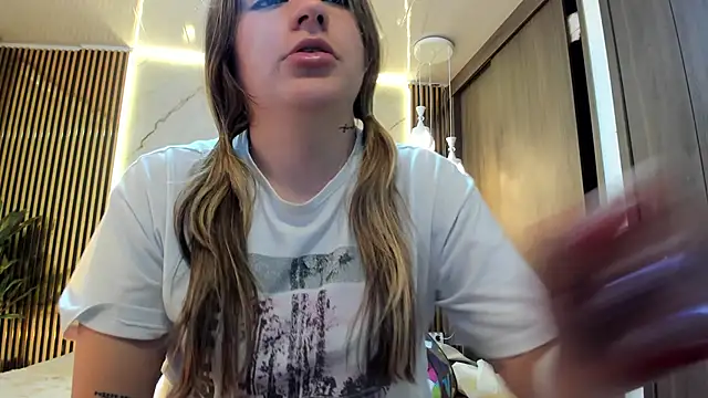 Violeta_Dream_'s cam snapshot