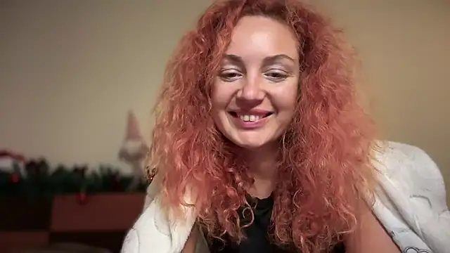 Reddgiirl's cam snapshot