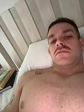 ThatBlueEyedBoy's cam snapshot