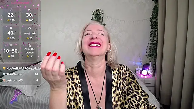 hunters_woman's cam snapshot