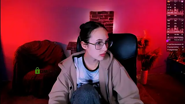 mona_cloud's cam snapshot