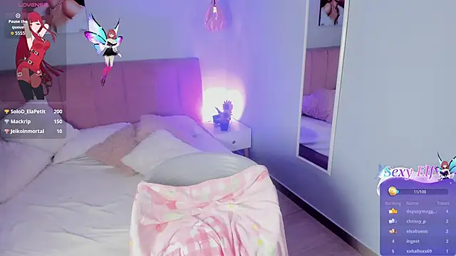 ela_petit's cam snapshot