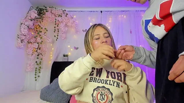 Bonny_and_carrot live sex cam