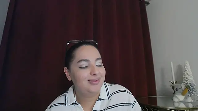 BustyAllyy live sex cam