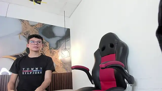 AndyFame1's cam snapshot