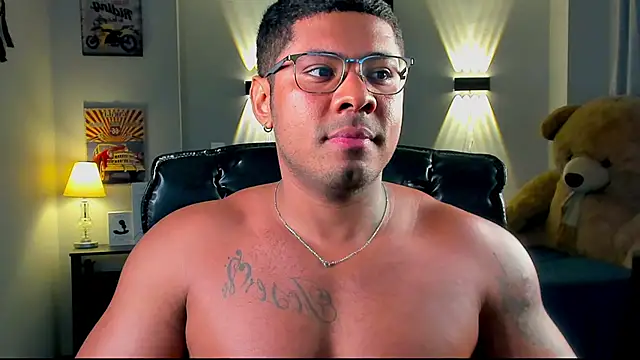 LEONHDZ live sex cam