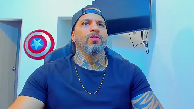 JoshRigby live sex cam