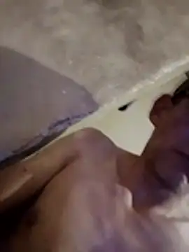 Cloud0nMycock live sex cam