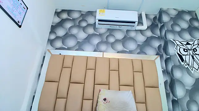 hannah_teehn's cam snapshot