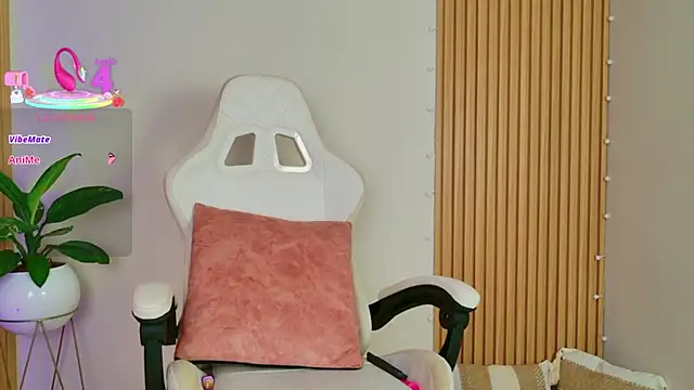 EmilyRive's cam snapshot