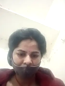 JULEE-740's cam snapshot