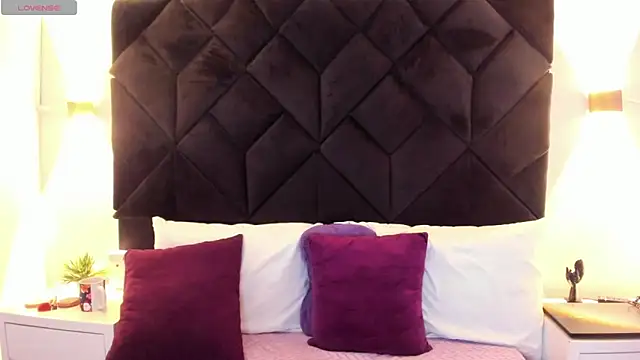 letiziia_sky1's cam snapshot