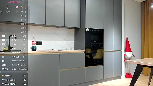 SaraShine_'s cam snapshot