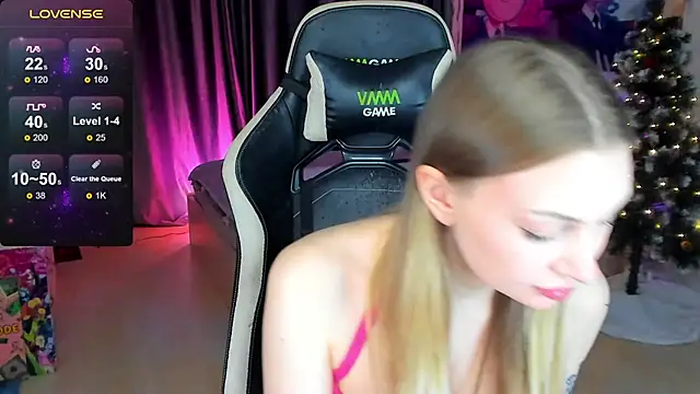 BiMolly's cam snapshot