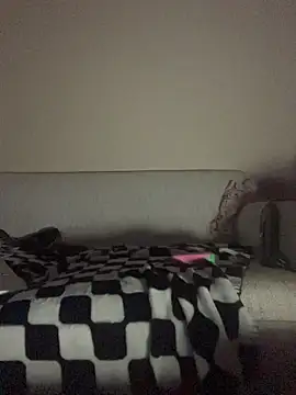 babyizzie's cam snapshot