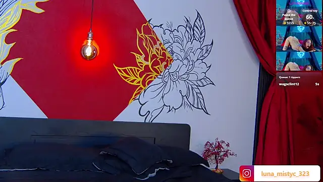 Lunamistyc live sex cam