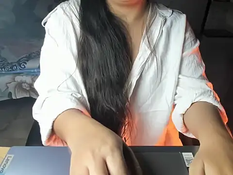 Divya68's cam snapshot