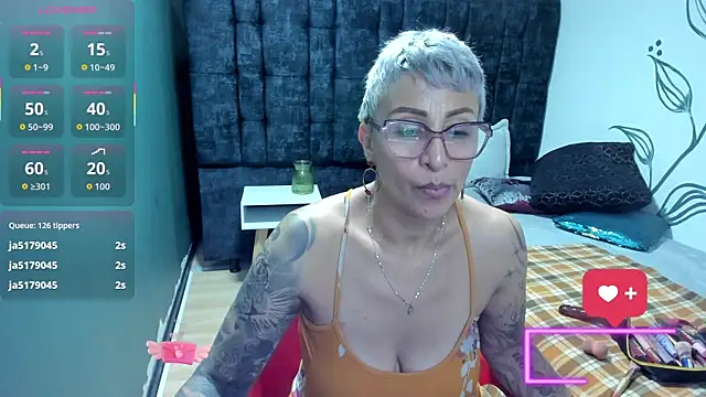 Charlotte__Gray's cam snapshot