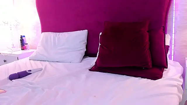 EllaEvanz's cam snapshot