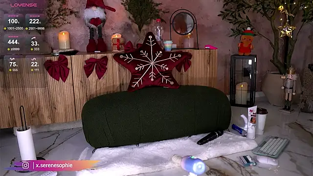 Serene_Sophiex's cam snapshot