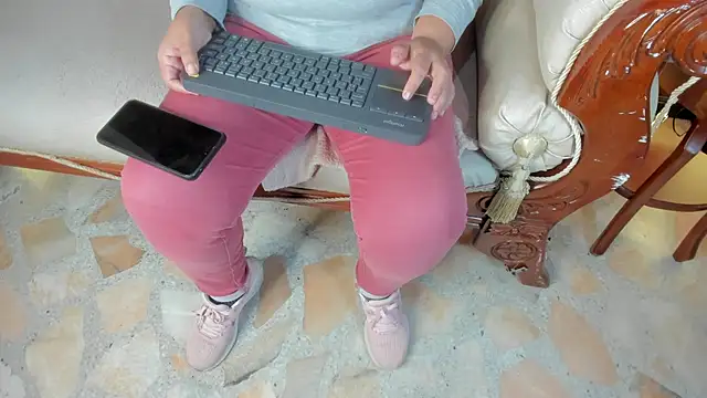 KikaDuque's cam snapshot