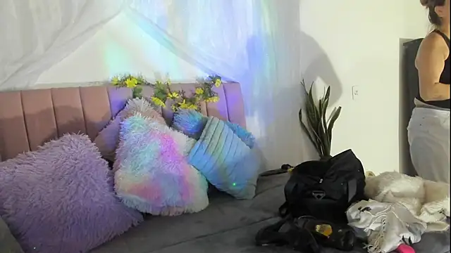 Kim_raver40's cam snapshot