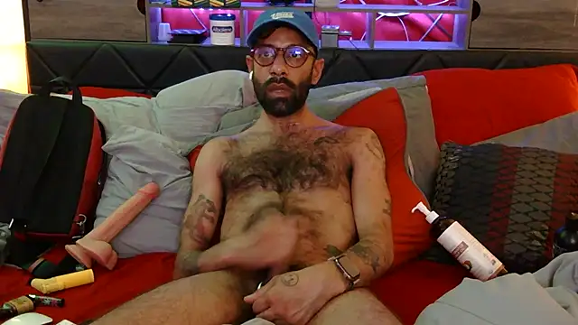 LilBrownPKB live sex cam