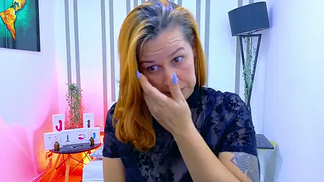 Britney_taylor_'s cam snapshot